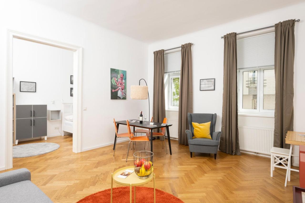Luxury Suites Liechtenstein Bécs Kültér fotó