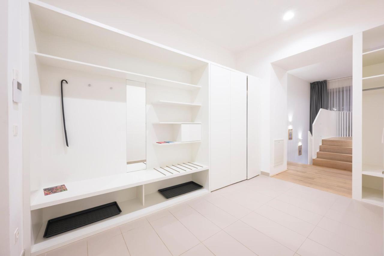 Luxury Suites Liechtenstein Bécs Kültér fotó