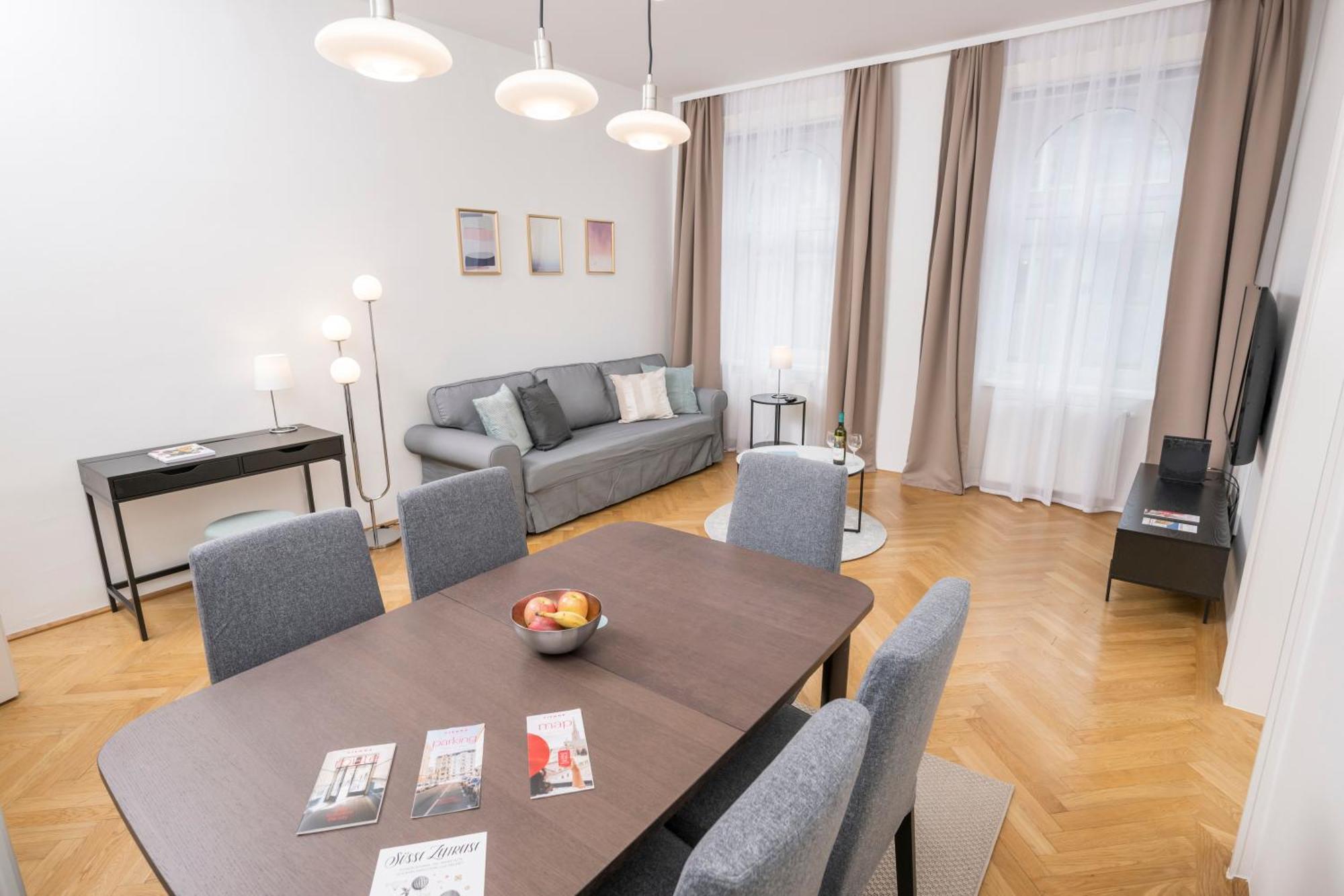 Luxury Suites Liechtenstein Bécs Kültér fotó