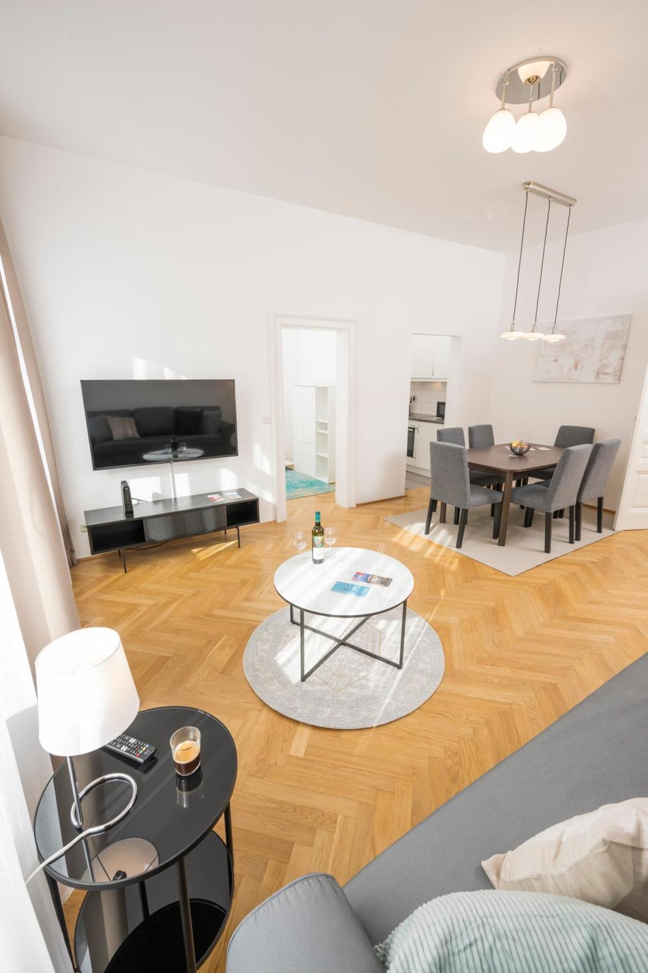 Luxury Suites Liechtenstein Bécs Kültér fotó