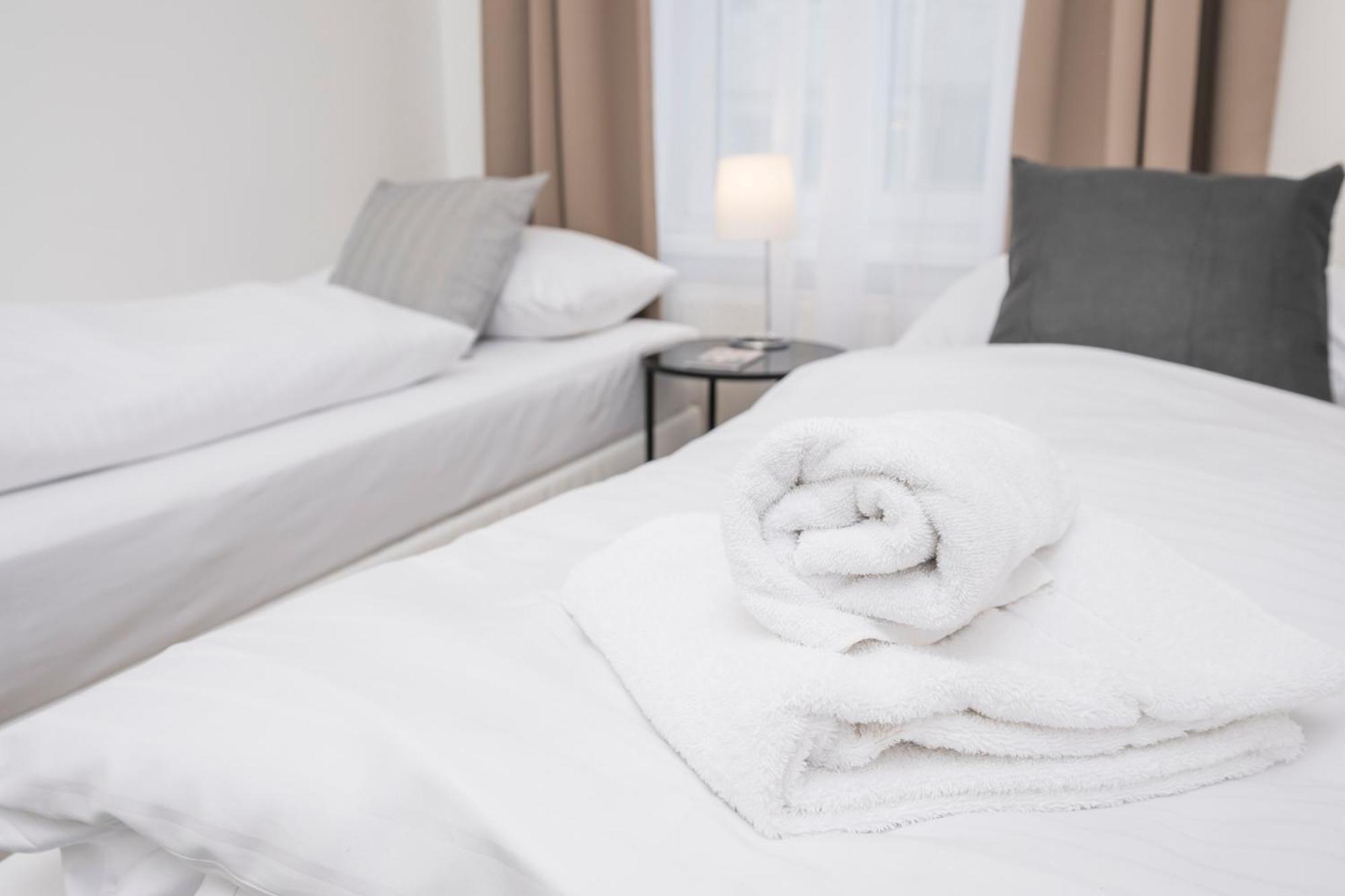 Luxury Suites Liechtenstein Bécs Kültér fotó